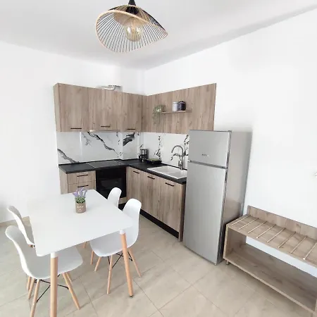 Infinity Apartment *